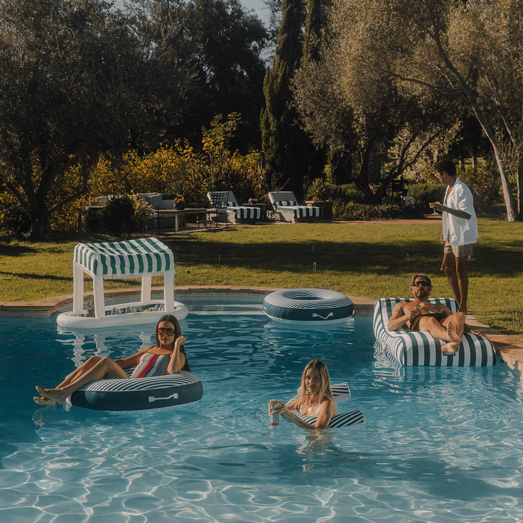 Floating Cabana Bar