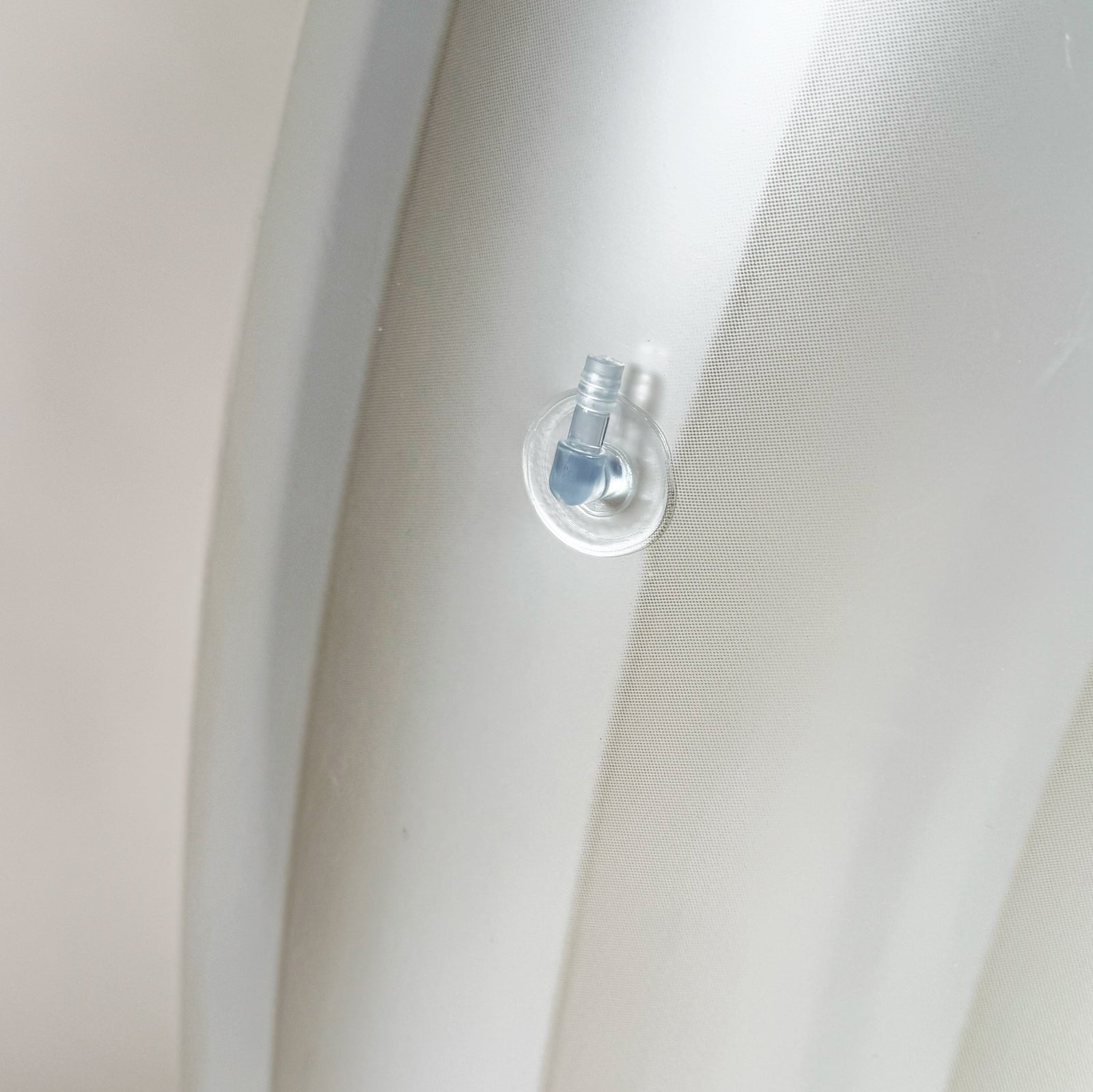 the COASTAL PEARL Garland Arch Sprinkler