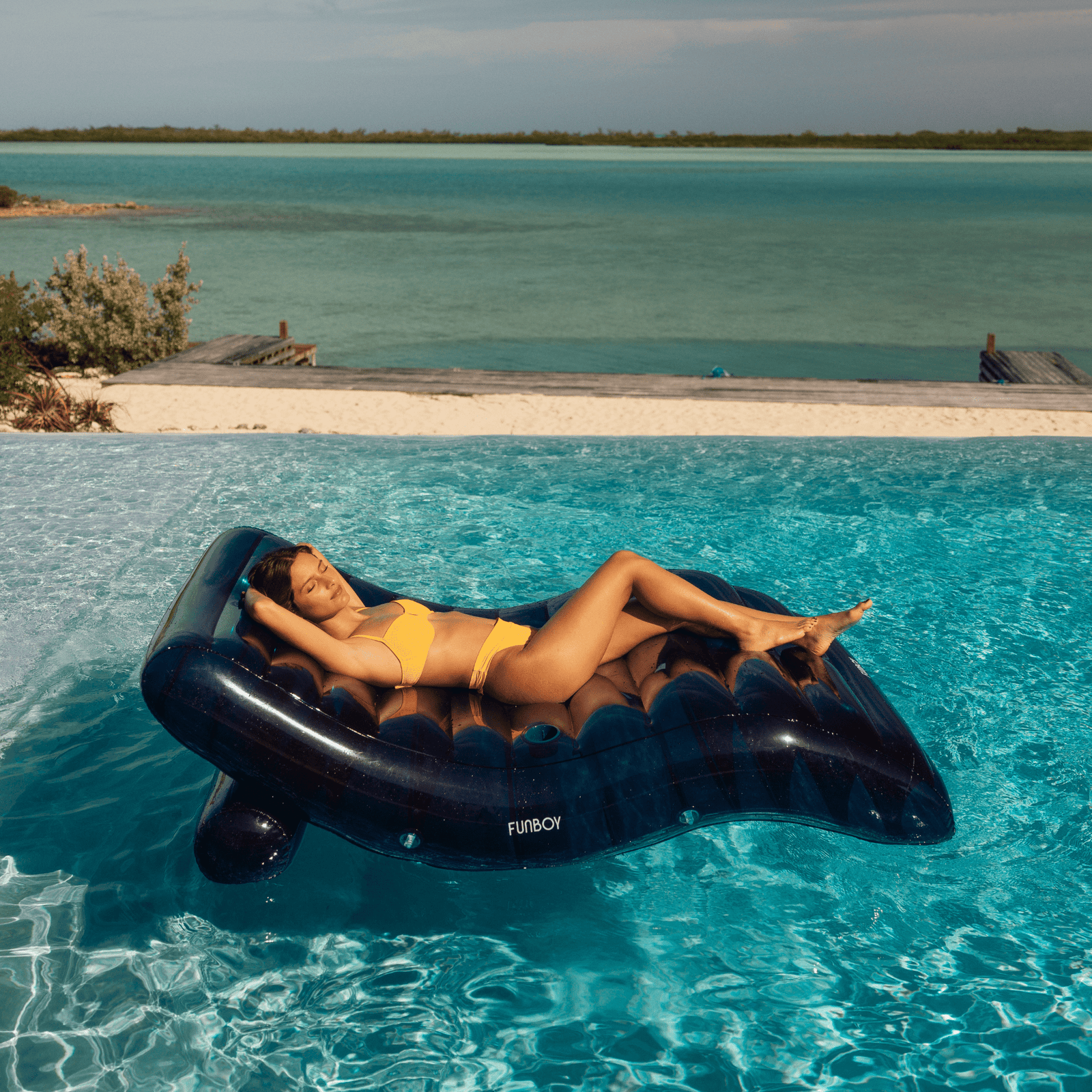 Chaise Lounger Float