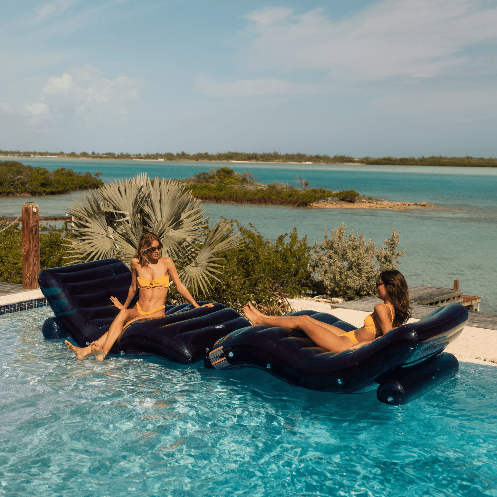 Chaise Lounger Float