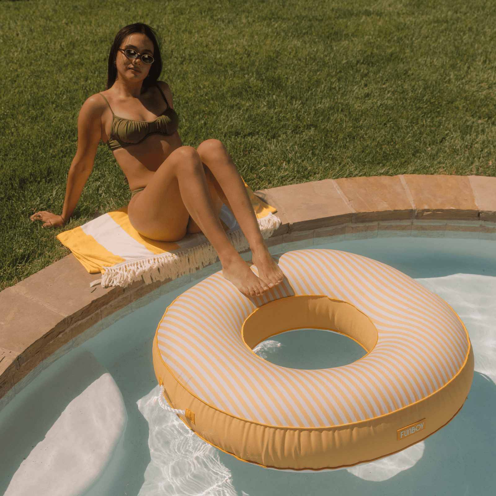 Fabric Tube Float