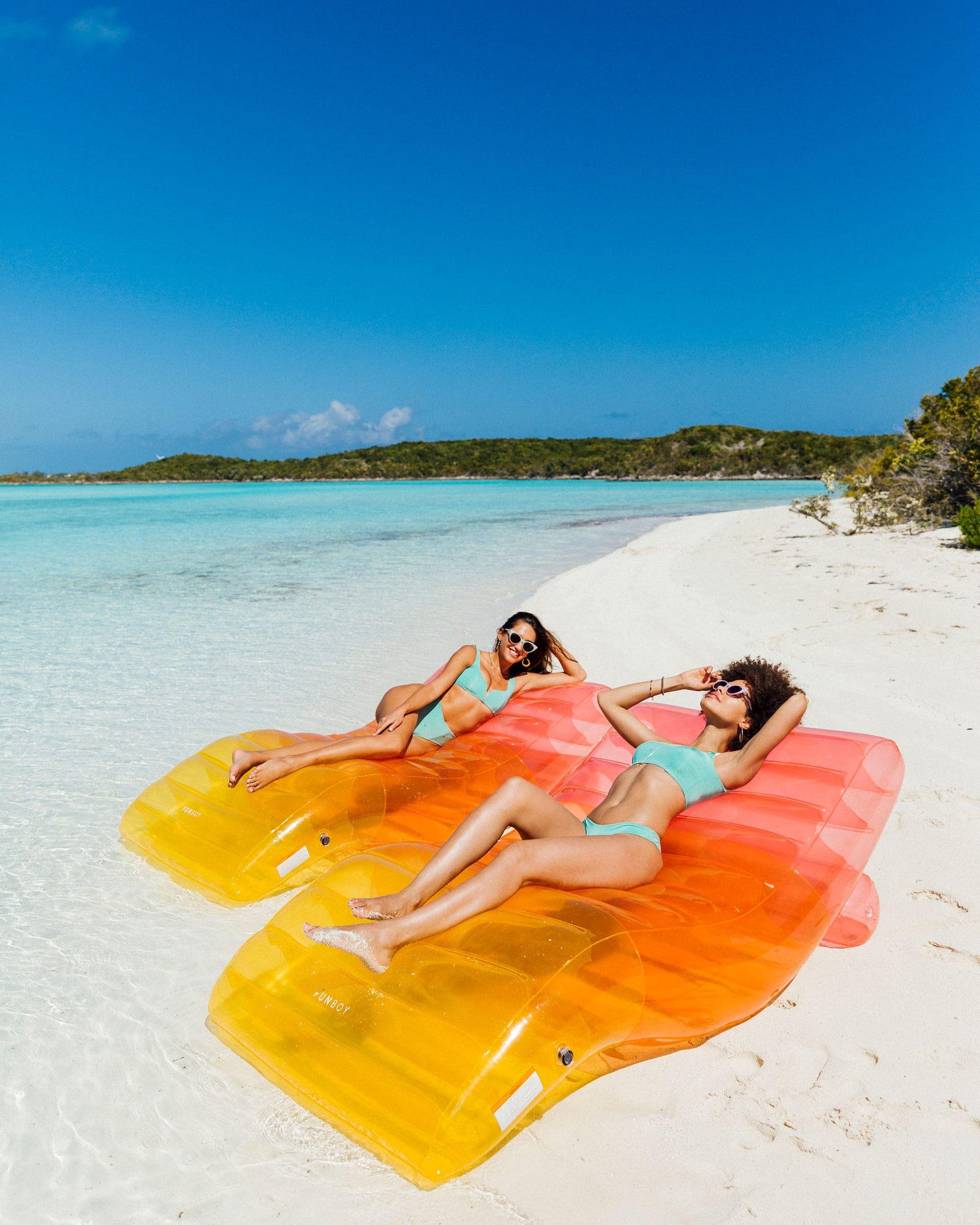 Chaise Lounger Float