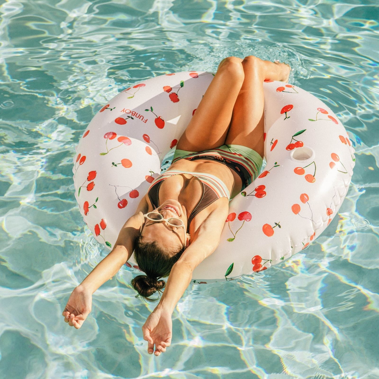 Tube Float Cherry